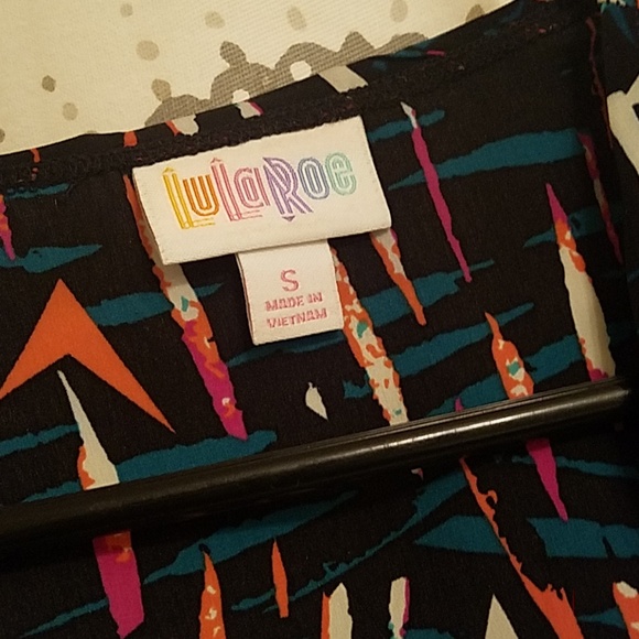 Joy Vest Lularoe - Picture 3 of 5